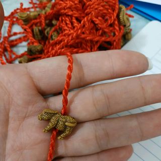 vòng chỉ đỏ 12 con giáp