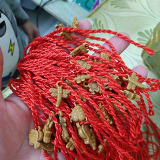 vòng chỉ đỏ các loại đc chọn mẫu