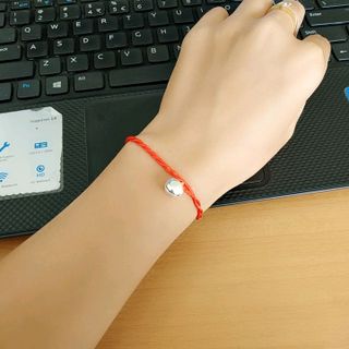 vòng chỉ đỏ mix chuông