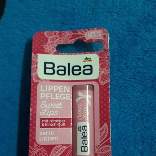 Son dưỡng môi Balea