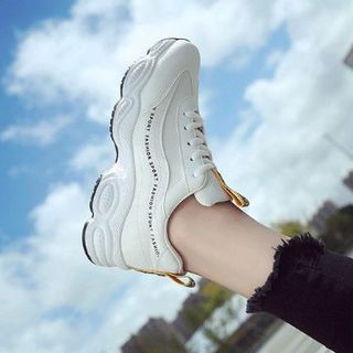 Giày thể thao nữ đế độn