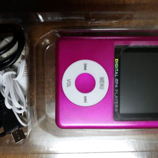 Máy nghe nhạc MP4 kiểu dáng Ipod