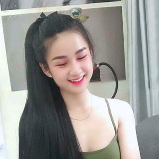 Tóc giả cột thẳng có bấm phồng