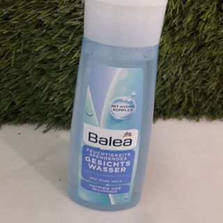 Nước hoa hồng Balea