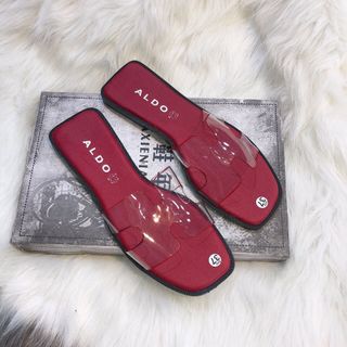 dép quai trong giá rẻ