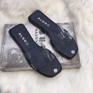 dép quai trong giá rẻ