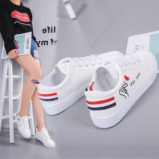 giày ba ta bắn tim
