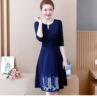 ĐẦM XÒE THÊU HỌA TIẾT LÁ TAY DÀI