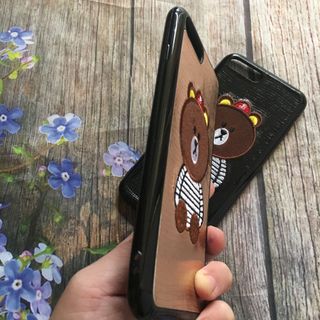 ốp da gấu thêu viền bóng dành cho iphone 5/5s