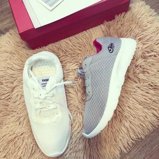 giày ba ta thiêu meo