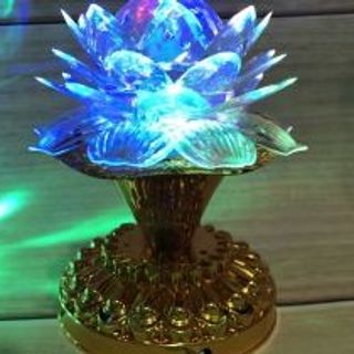 ĐÈN THỜ SEN CAO