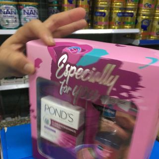 pons tặng kèm