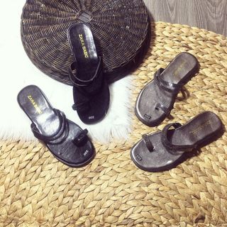 dép xỏ ngón kim tuyến