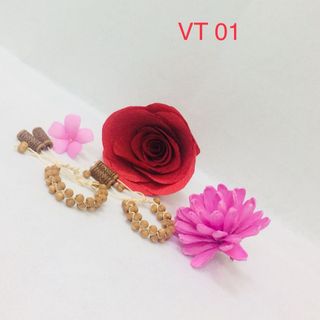 Ôm Lô 50 Cái Vòng Tay Dân Tộc