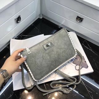 ví cầm tay kèm dây đeo viên bi