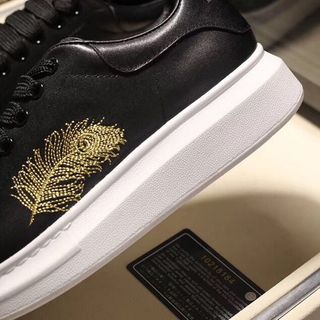 Alexander MCQueen Lá Cây