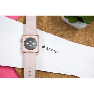Đồng hồ thông minh Apple Watch Series 3 42mm vàng Gold Aluminum Case with Pink Sand Sport Band MQKW2 - Vàng