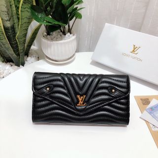 ví da nữ tiện dụng