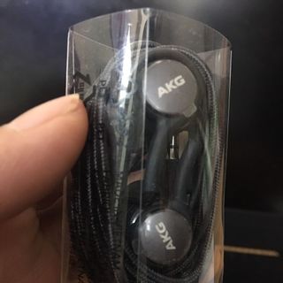 Tai nghe AKG zin