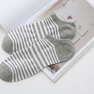 Tất nam cỏ ngắn kẻ nhỏ Nhật Bản