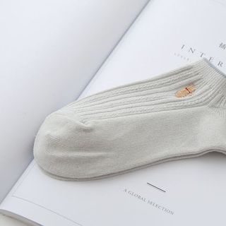Tất nữ cổ ngắn sọc Nhật Bản