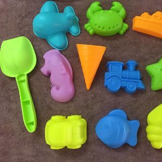 Bộ đồ chơi bãi biển 12 chi tiết