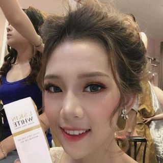 Ủ Trắng Mặt Kén Tằm LSKIN WHITE