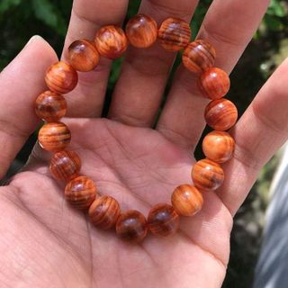 vòng phong thuỷ gỗ Nu Huyết Long từ 8ly đến 12ly