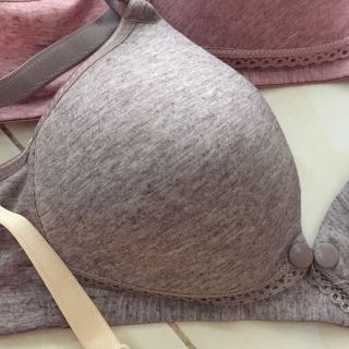 Áo lót cho bà bầu và con bú