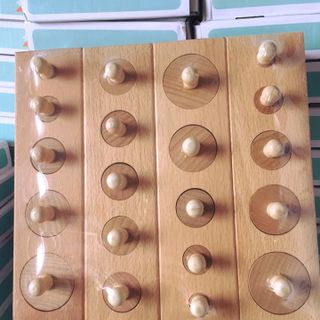 Bộ Núm trụ Montessori