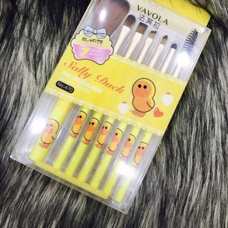 CỌ MAKE UP