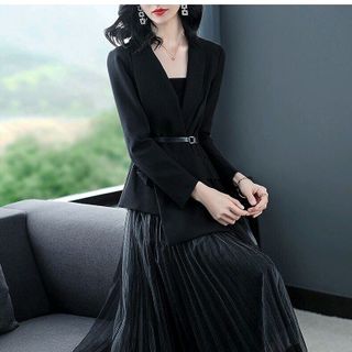 SET ÁO VEST CHÂN VÁY REN LƯỚI