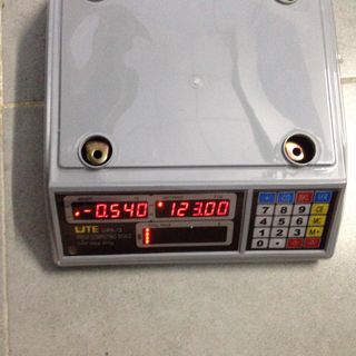 Cân Điện Tử chóng nước