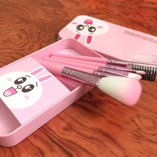 CỌ MAKE UP KIỂU DÁNG NGỘ NGHĨNH