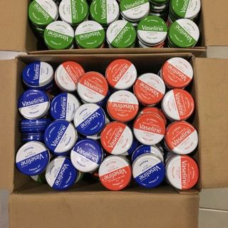Dưỡng môi Vaseline