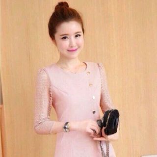 Đầm tay ren phối nút cách điệu
