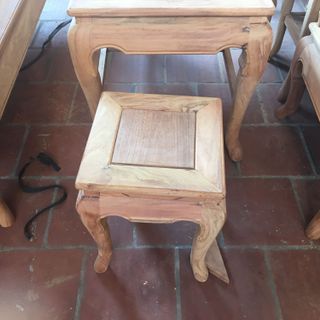Chuyên bàn ghế móc mỏ gõ đỏ