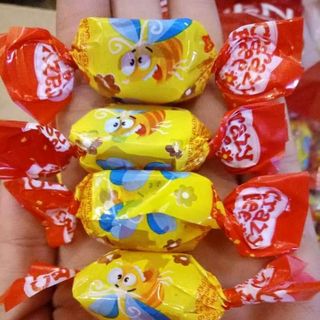 Kẹo dẻo con ong Nga