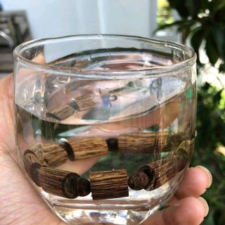 vòng trầm sánh chìm bọc vàng 18k