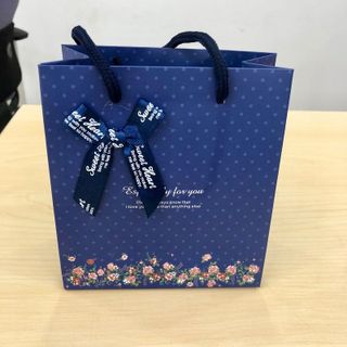 túi giấy đựng quà có nơ xinh xắn 14x7x15