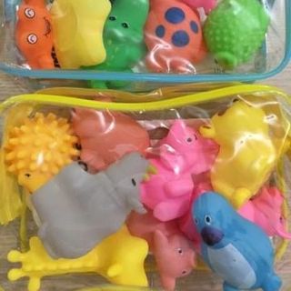 Đồ chơi Bóp chút chít cho bé