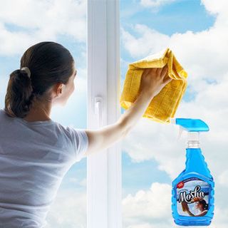 Nước Lau Kính Moosha Hương Biển 650ml