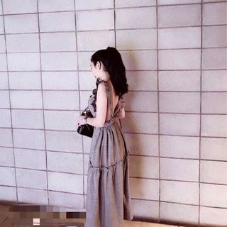 Đầm caro