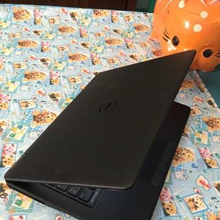 dell latitude e7250 core i5-5200U 125inch