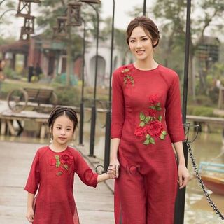 SET ÁO DÀI MẸ VÀ BÉ ĐẮP HOA THÊU CÓ QUẦN giá sỉ