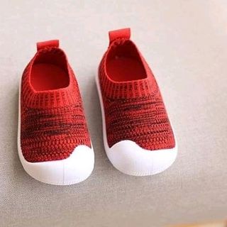 GIÀY TẬP ĐI LEN CỔ CHUN