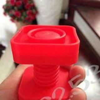 Ốc vít Nhựa to - Rèn luyện kỹ năng