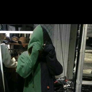 Hoodie nỉ lệch tà