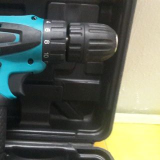 Khoan pin MAKITA 12V