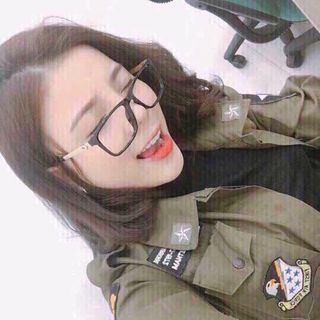 Mắt kính cận